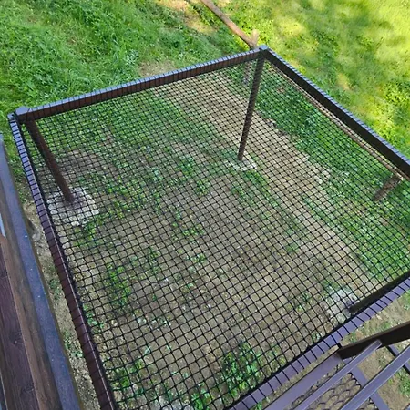 Lisoviy Zatyshok 2 ,котеджі,басейн,чан-джакузі Slavske